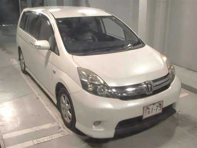 Toyota ISIS 2013 8117927-0