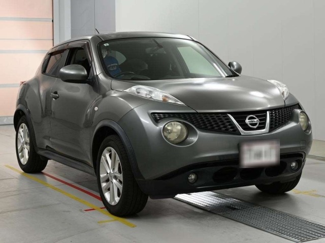 Nissan JUKE 2011 8136653-5