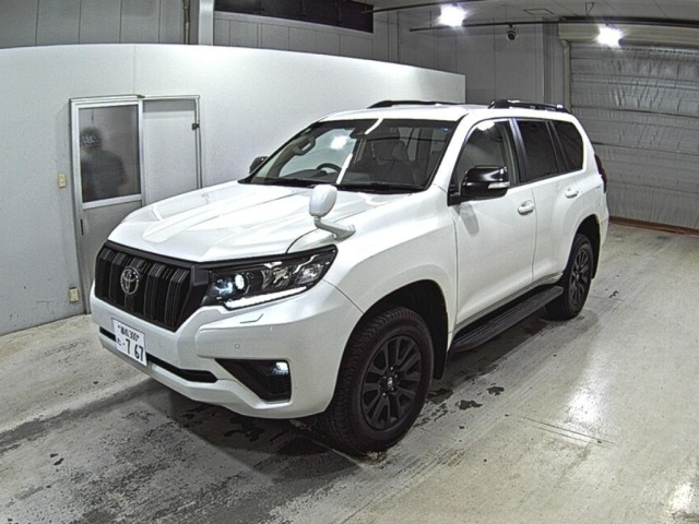 Toyota LAND CRUISER PRADO 2023 8137367-4