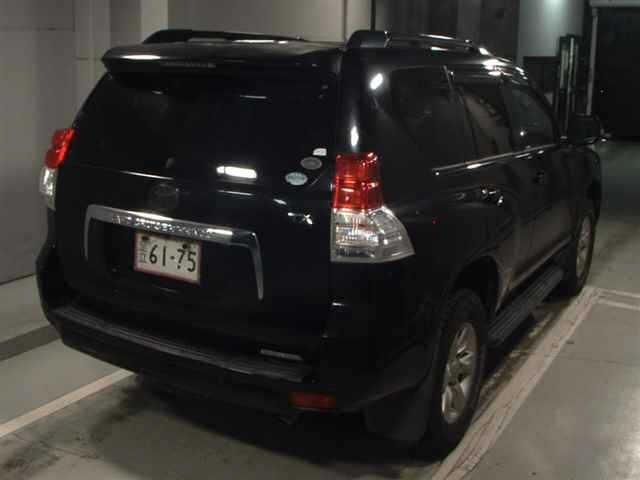 Toyota LAND CRUISER PRADO 2012 8137370-5