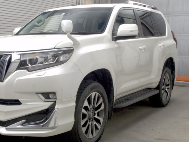 Toyota LAND CRUISER PRADO 2023 8137372-4