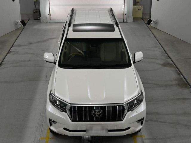 Toyota LAND CRUISER PRADO 2023 8137373-7