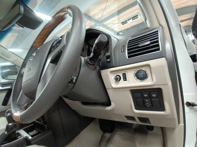Toyota LAND CRUISER PRADO 2023 8137373-9