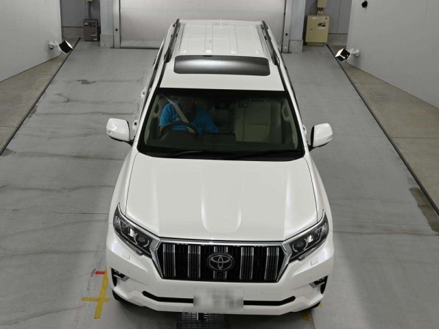 Toyota LAND CRUISER PRADO 2022 8137374-7