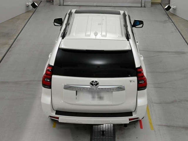 Toyota LAND CRUISER PRADO 2022 8137374-8