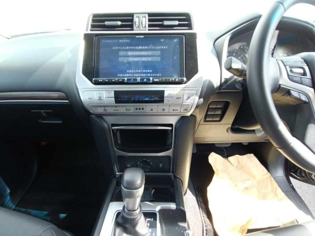 Toyota LAND CRUISER PRADO 2022 8137375-11