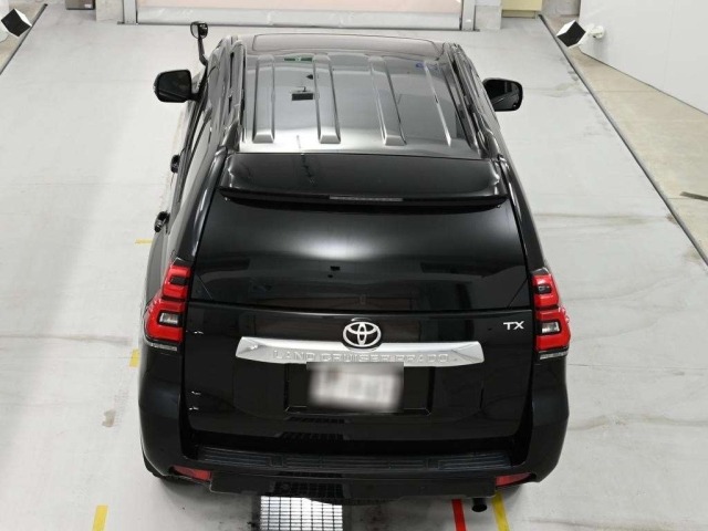 Toyota LAND CRUISER PRADO 2022 8137375-8