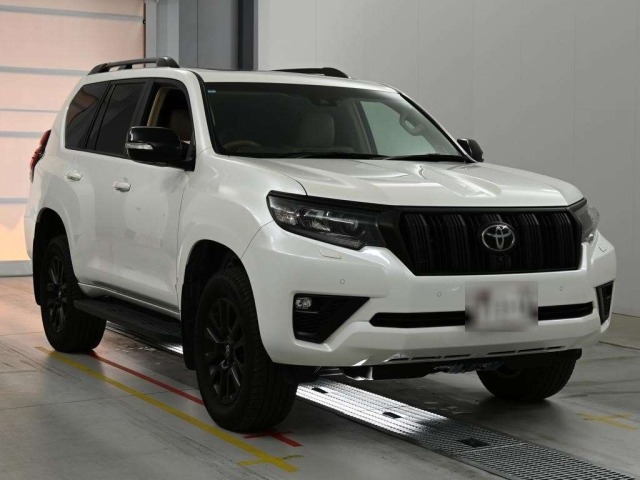 Toyota LAND CRUISER PRADO 2023 8137376-5