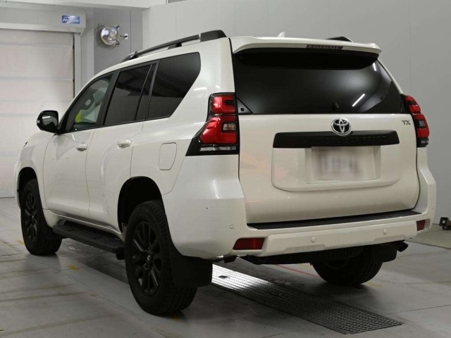 Toyota LAND CRUISER PRADO 2023 8137376-6