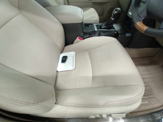 Toyota LAND CRUISER PRADO 2023 8137377-10