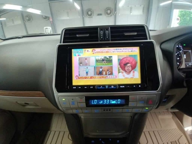 Toyota LAND CRUISER PRADO 2023 8137377-11