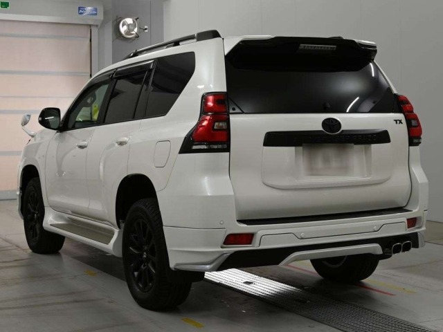 Toyota LAND CRUISER PRADO 2023 8137377-6