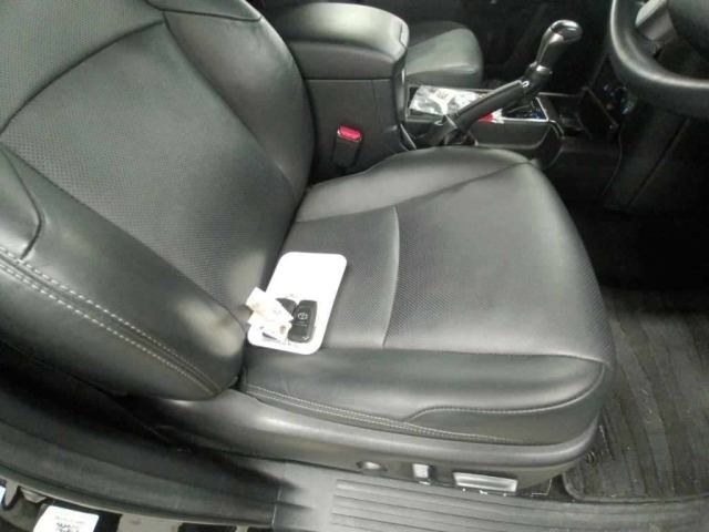 Toyota LAND CRUISER PRADO 2021 8137378-10
