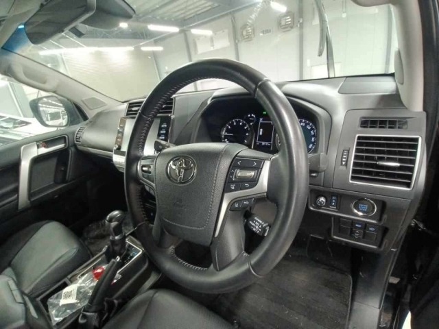 Toyota LAND CRUISER PRADO 2021 8137378-9