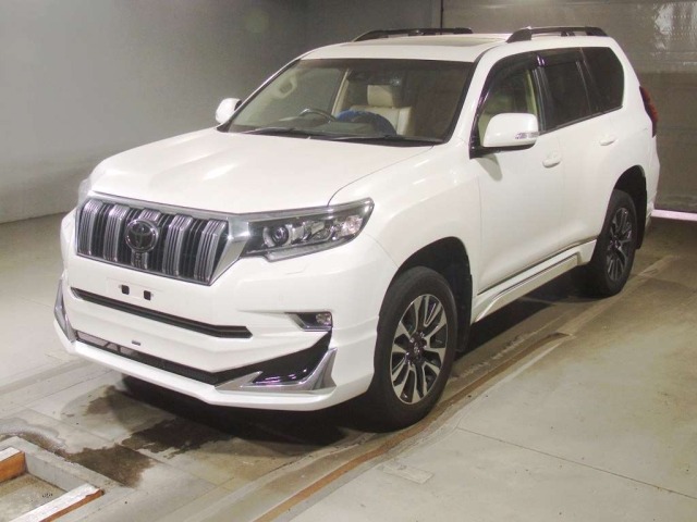 Toyota LAND CRUISER PRADO 2021 8137402-0