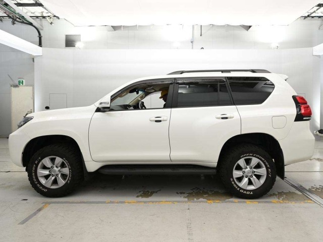 Toyota LAND CRUISER PRADO 2020 8137453-4