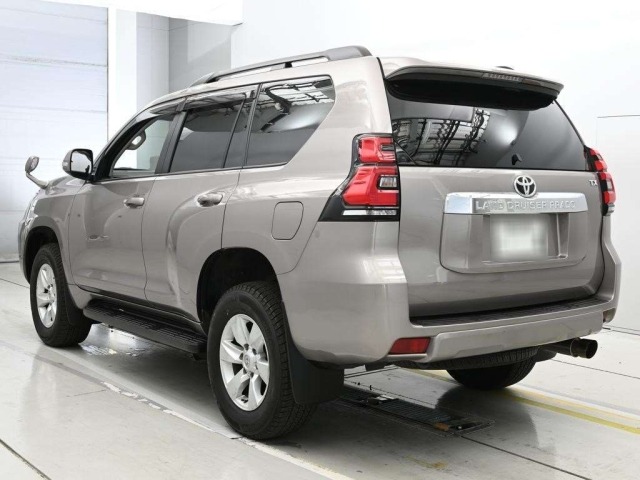 Toyota LAND CRUISER PRADO 2020 8137454-6
