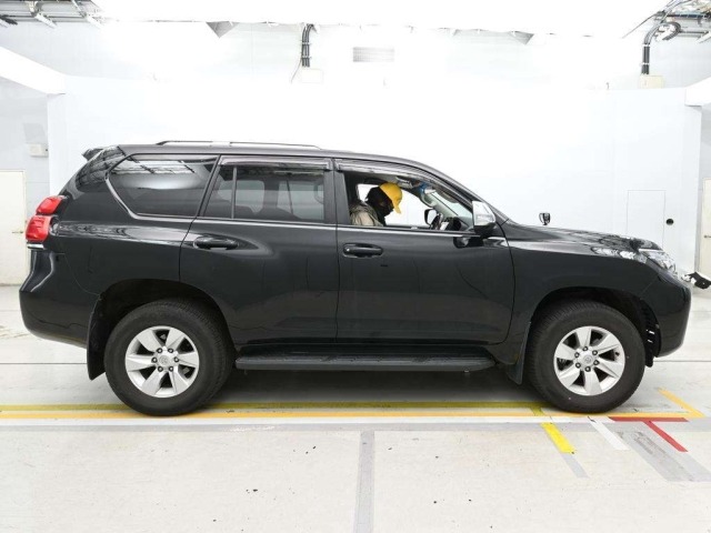 Toyota LAND CRUISER PRADO 2018 8137455-3