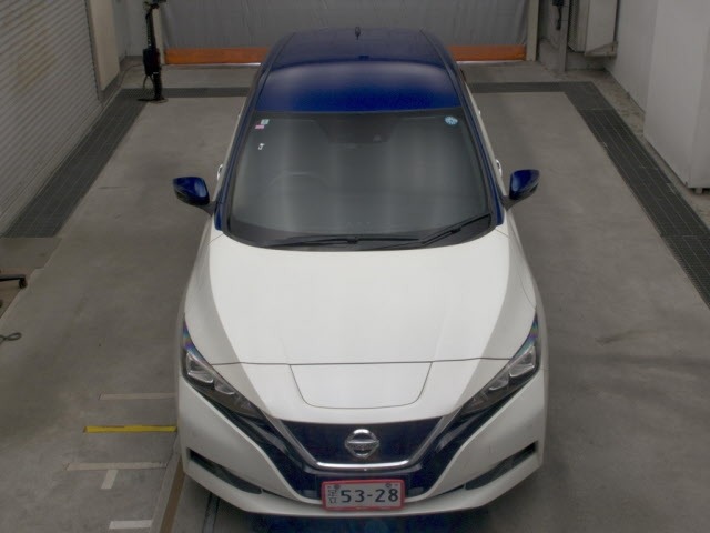 Nissan LEAF 2018 8136257-6