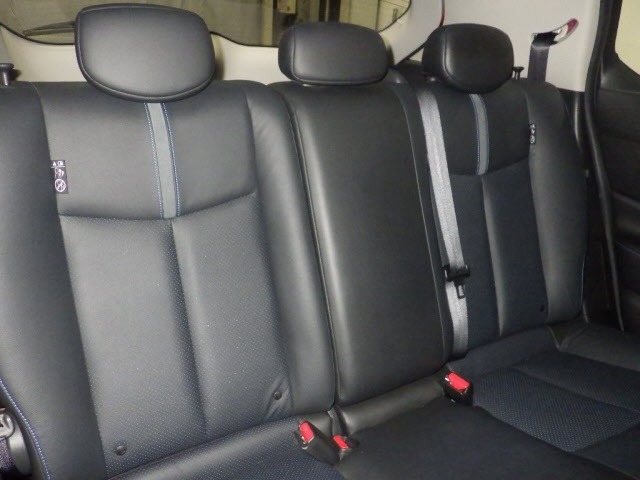 Nissan LEAF 2020 8136258-8