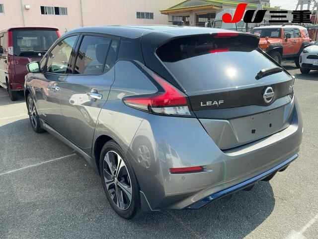 Nissan LEAF 2017 8136270-1