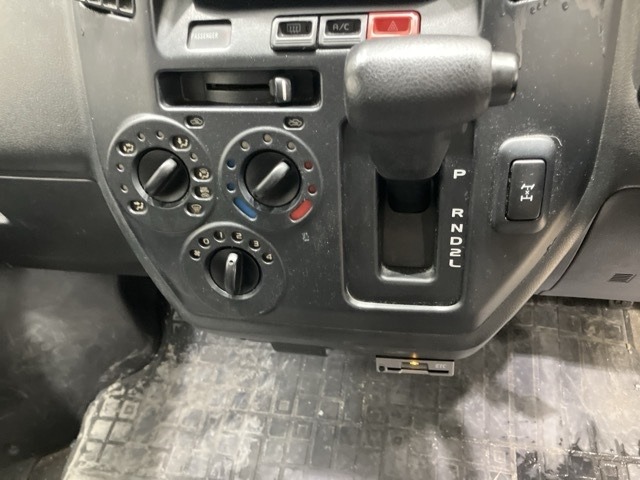 Toyota LITEACE VAN 2011 8117063-5