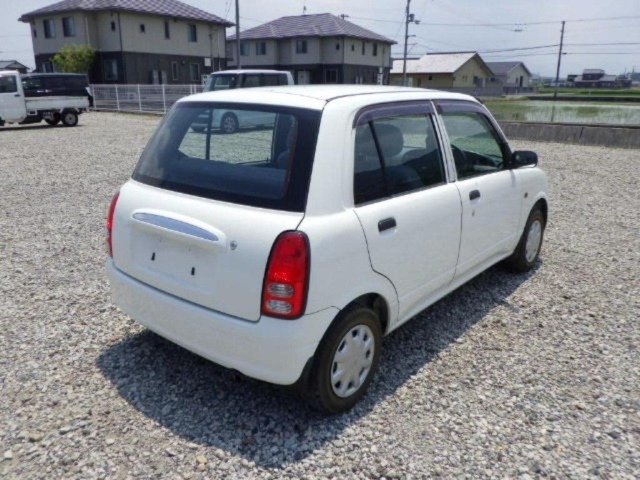 Daihatsu MIRA 2001 8137027-5