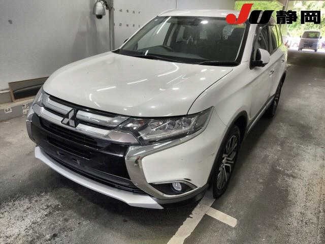 Mitsubishi OUTLANDER 2016 8137167-4