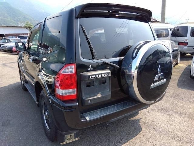 Mitsubishi PAJERO 2005 8135317-5