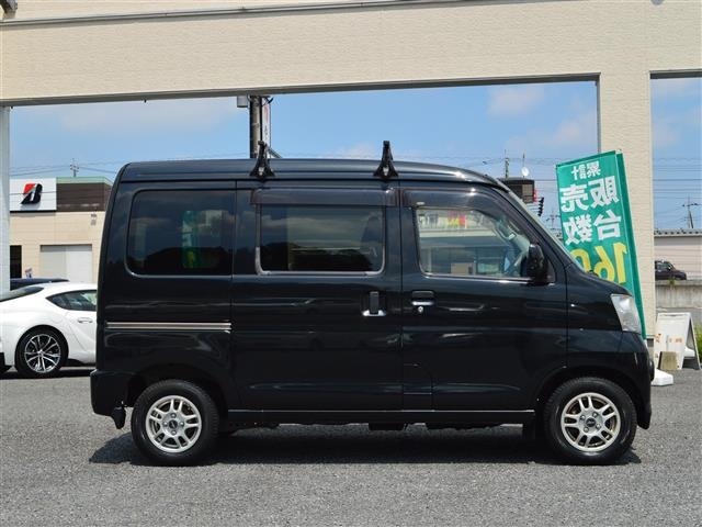 Toyota PIXIS VAN 2015 8138322-4