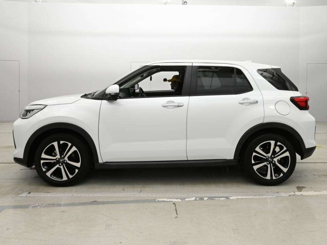 Daihatsu ROCKY 2023 8136856-4