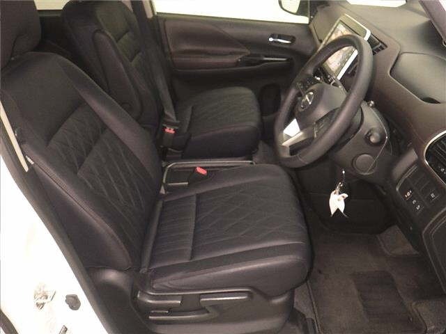 Nissan SERENA 2020 8136024-5
