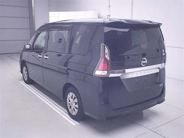 Nissan SERENA 2017 8136032-1