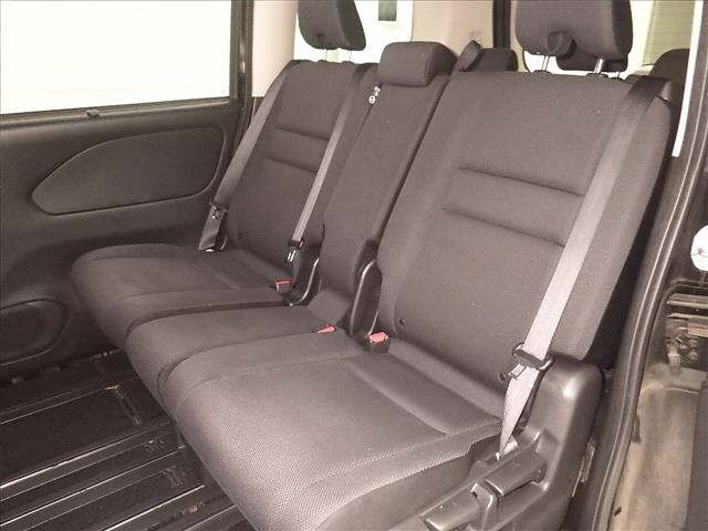 Nissan SERENA 2017 8136032-7