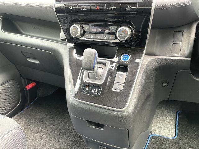 Nissan SERENA 2019 8136074-10