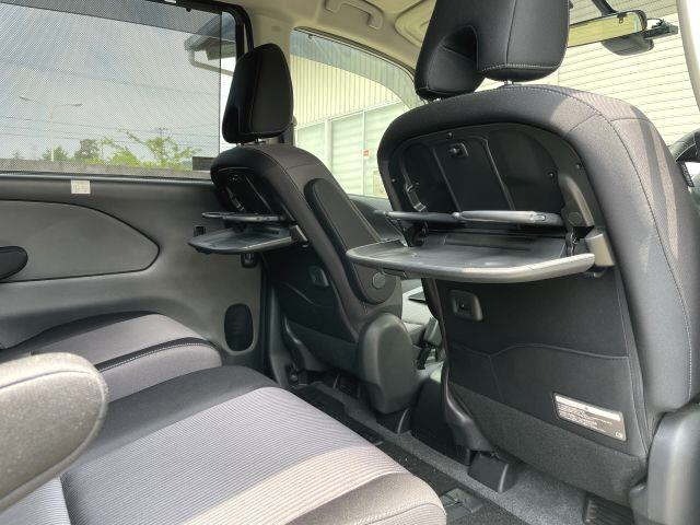 Nissan SERENA 2019 8136074-12