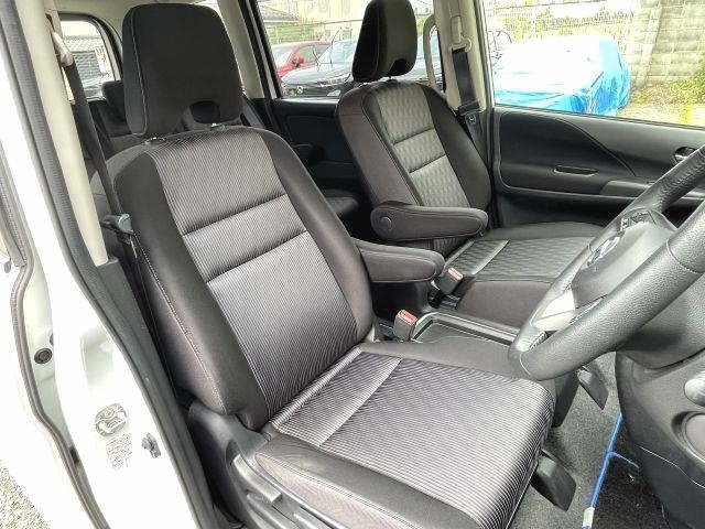 Nissan SERENA 2019 8136074-4