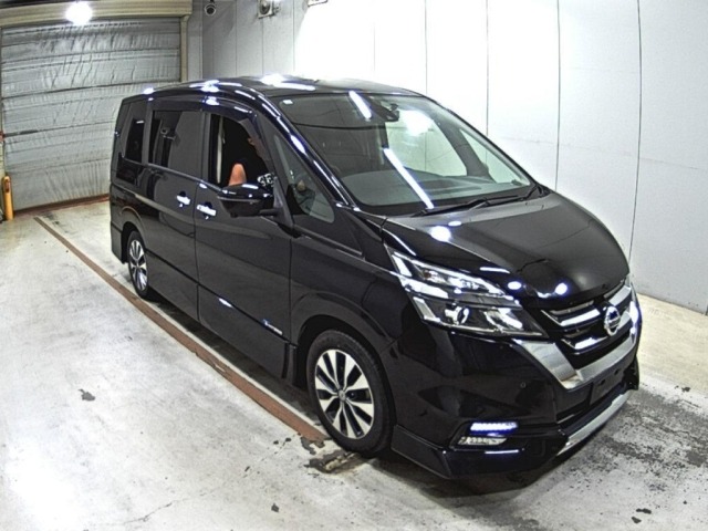 Nissan SERENA 2017 8136084-0
