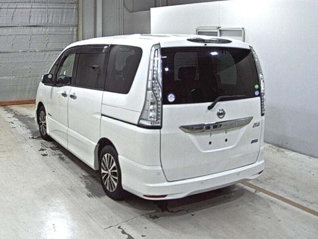 Nissan SERENA 2016 8136086-1
