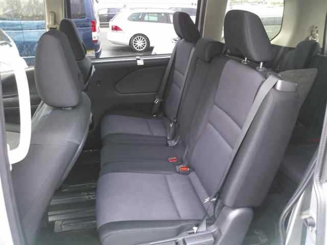 Nissan SERENA 2022 8136103-9