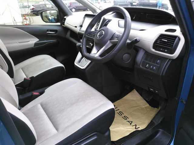 Nissan SERENA 2018 8136119-3