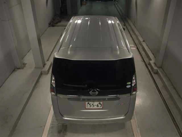 Nissan SERENA 2018 8136129-7