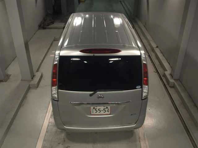 Nissan SERENA 2011 8136130-7