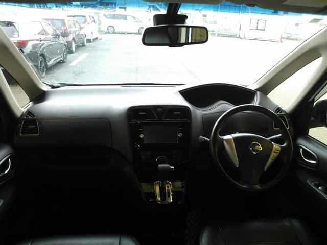 Nissan SERENA 2016 8136146-8