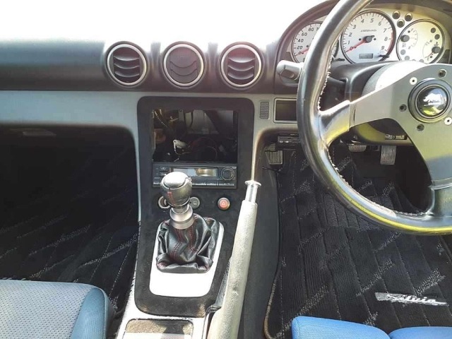 Nissan SILVIA 2000 8135904-9