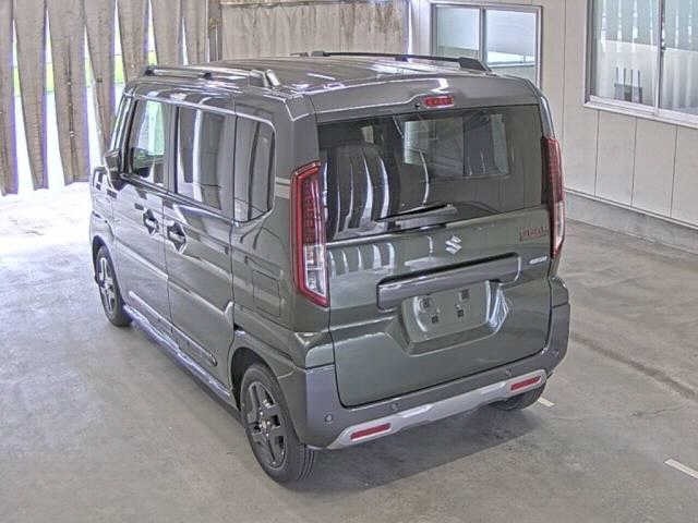 Suzuki SPACIA 2025 8135975-1