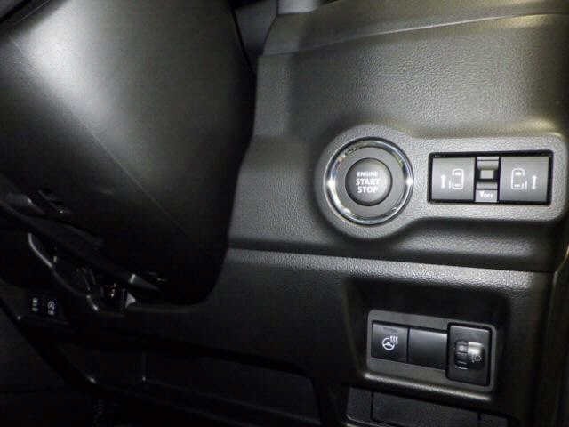 Suzuki SPACIA 2025 8135975-7