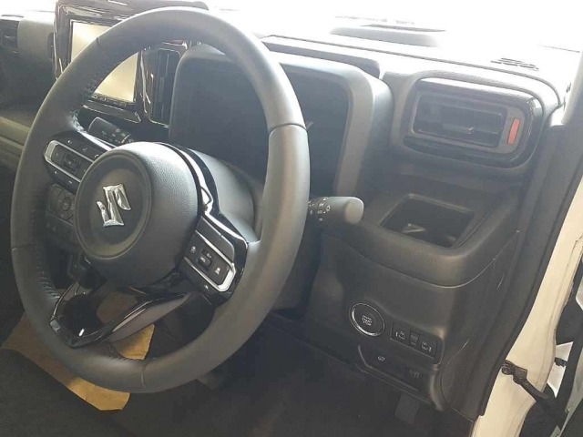Suzuki SPACIA 2024 8136006-9