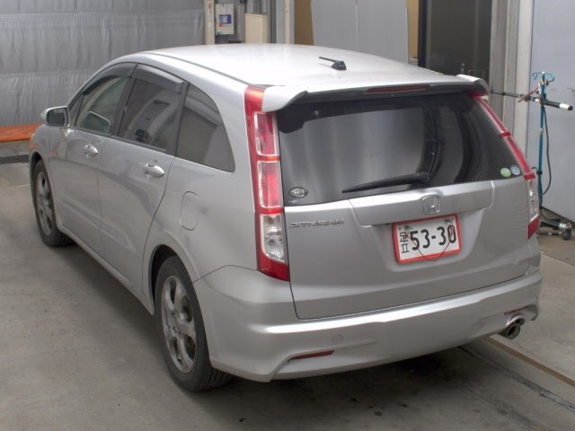 Honda STREAM 2009 8137042-1