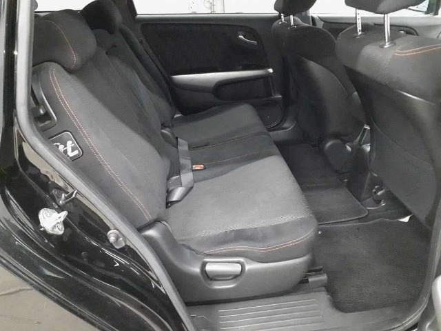 Honda STREAM 2010 8137043-10